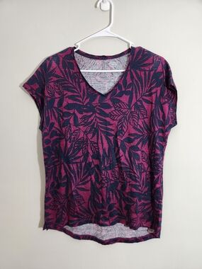 Linen Loft V-Neck Leaf Botanical Plant Print Tee Shirt Top - Pink Navy Summer